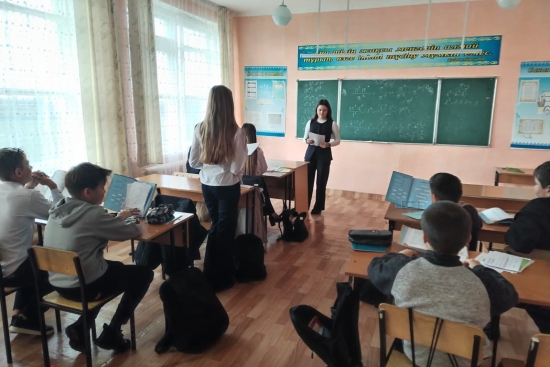 В нашей школе 3 октября состоялось праздничное мероприятие, посвященное Дню учителя 